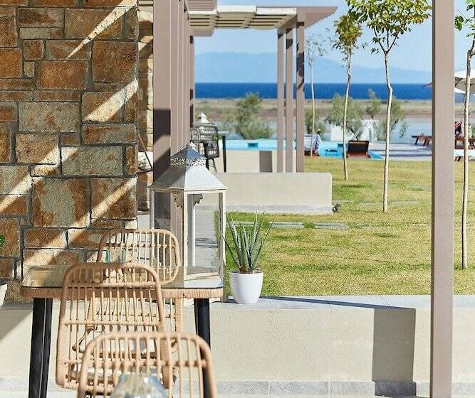 Flamingo View Suites