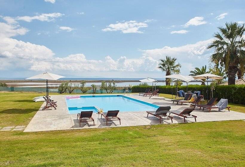 Flamingo View Suites