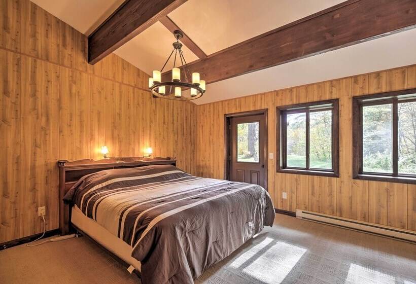 Home W/ Sauna   Close To Pico & Killington Mtns!