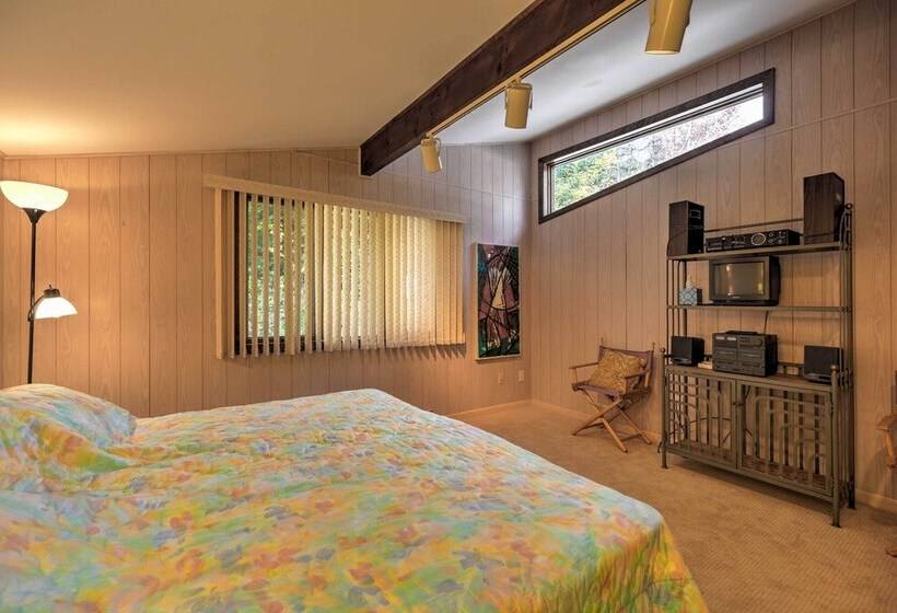 Home W/ Sauna   Close To Pico & Killington Mtns!