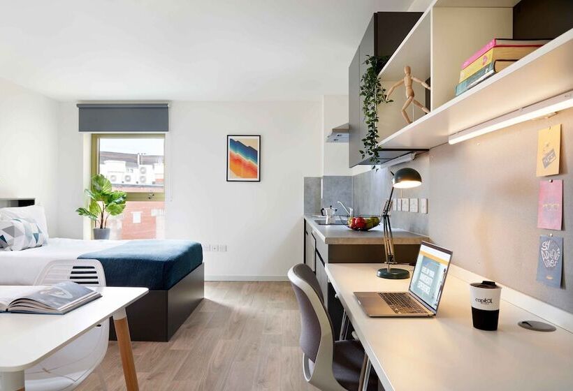 هتل Joivy Capitol