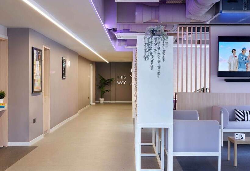 هتل Joivy Capitol