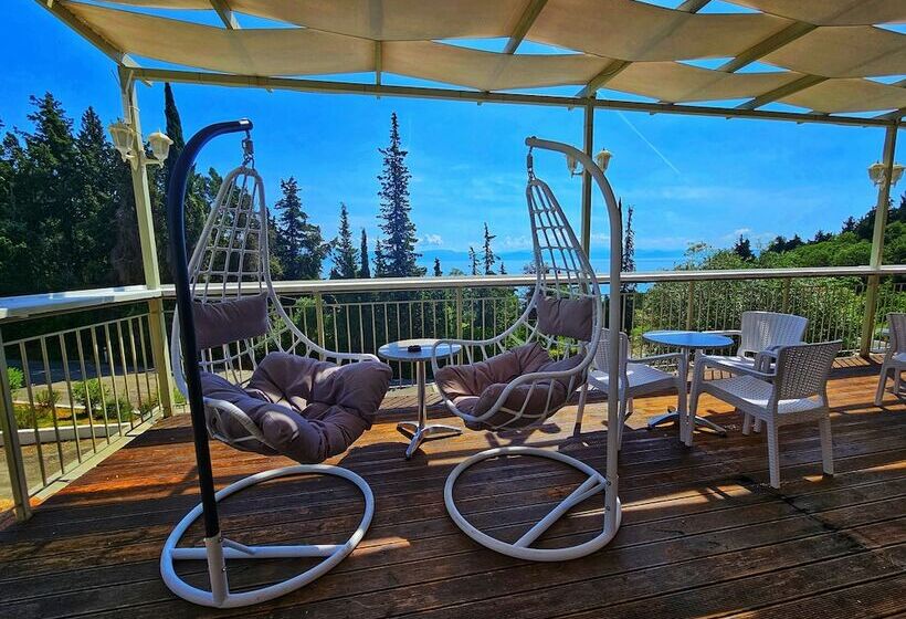 فندق Benitsesbayview