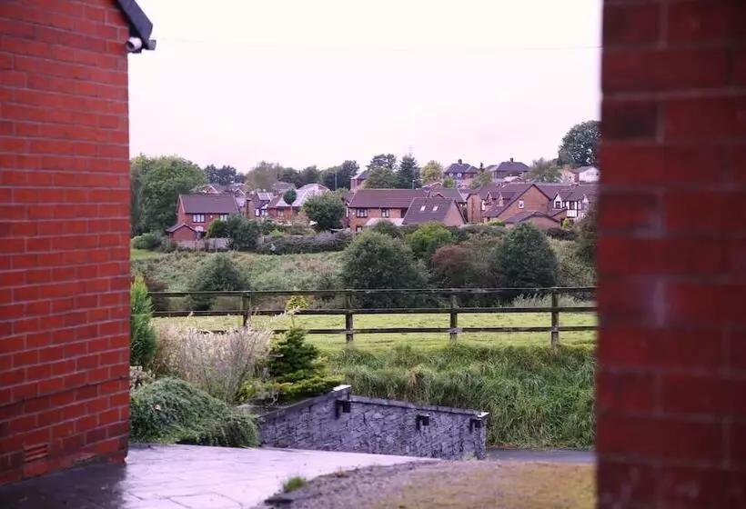 Hotelli The Lodge Oldham