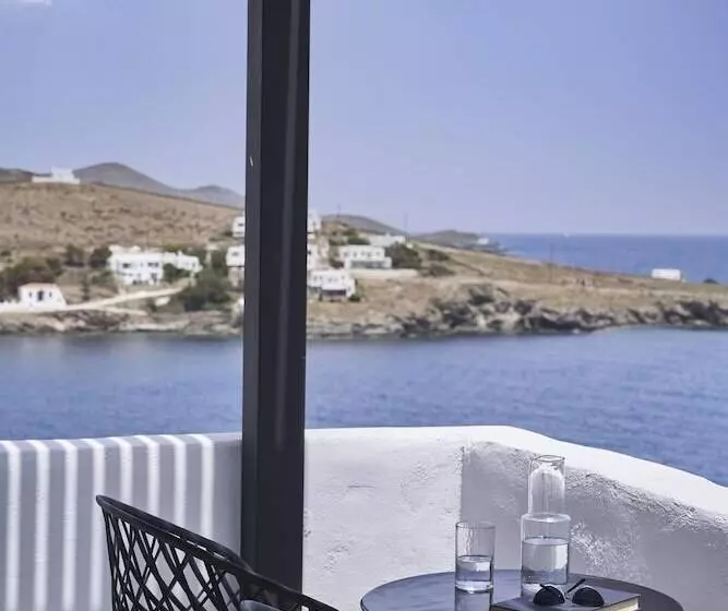 ホテル The Thermia Suites