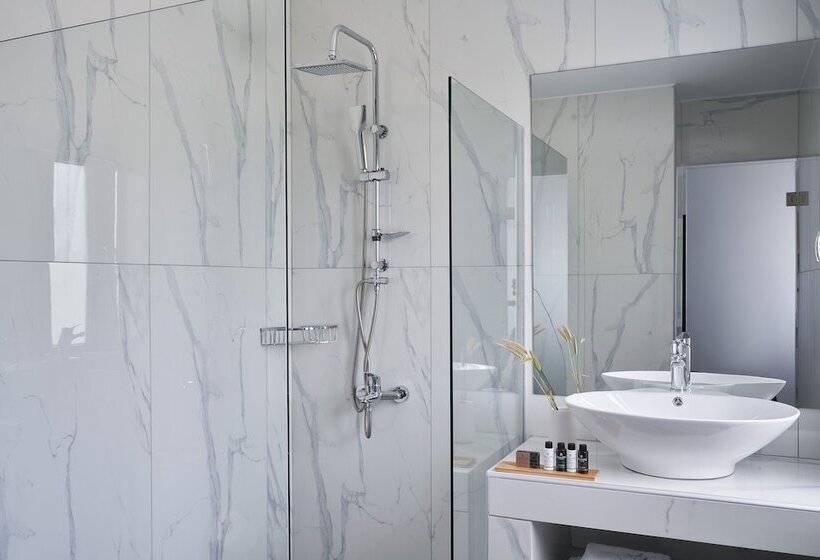 בית מלון כפרי The Thermia Suites