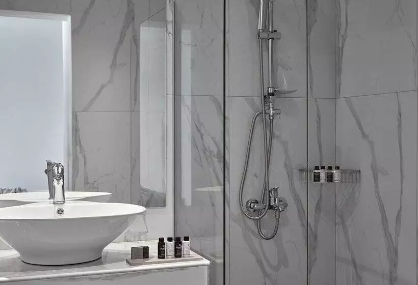 ホテル The Thermia Suites