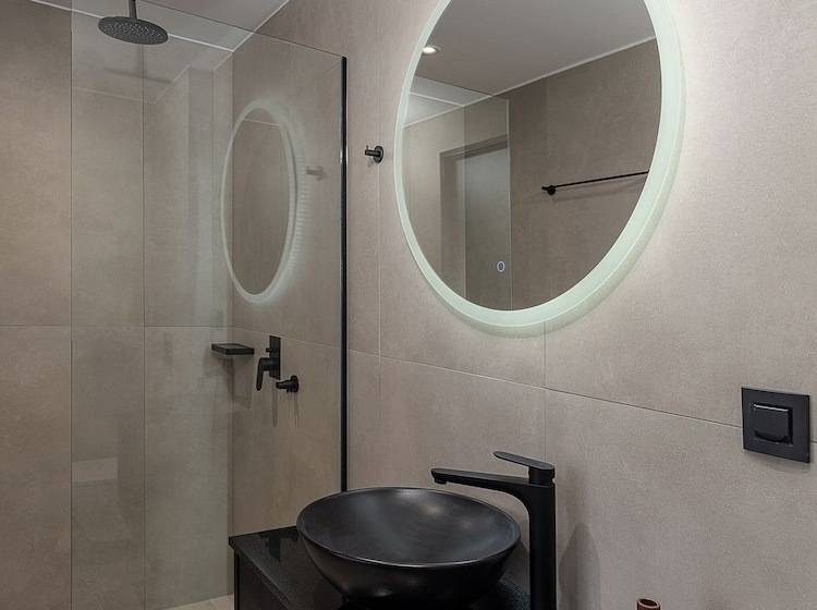 בית מלון כפרי Theta Boutique