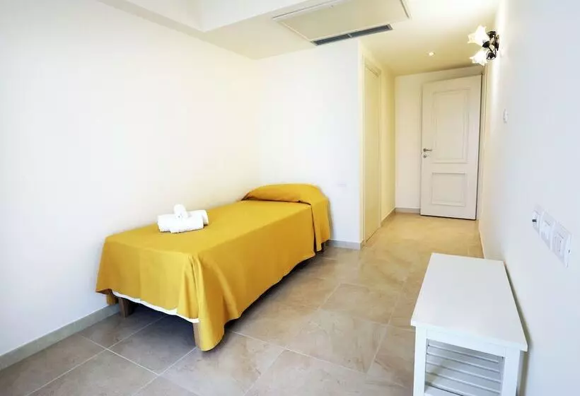 ホテル Verdello Home