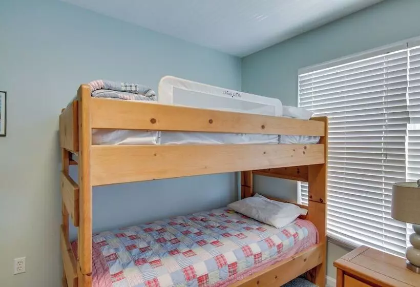 Bay View Retreat W/ 5 Balconies In Bethany Beach!