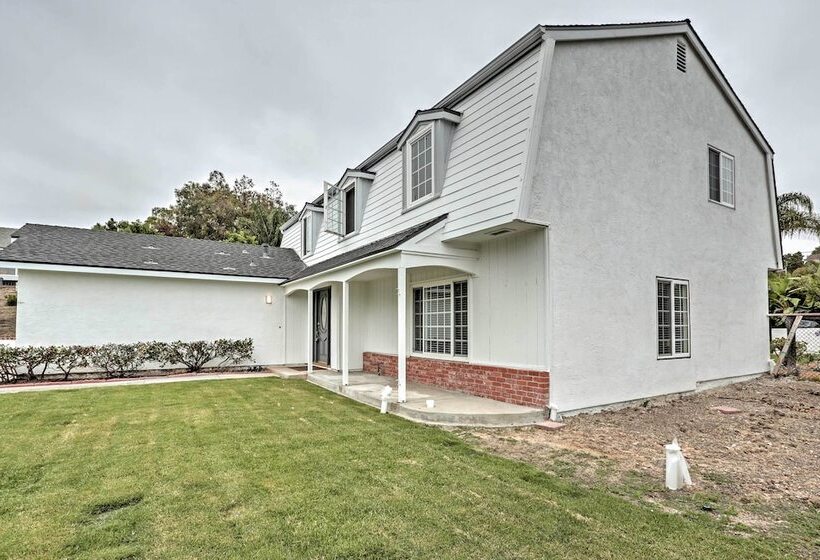 Spacious Oceanside Home: Patio & Grill, Near Beach