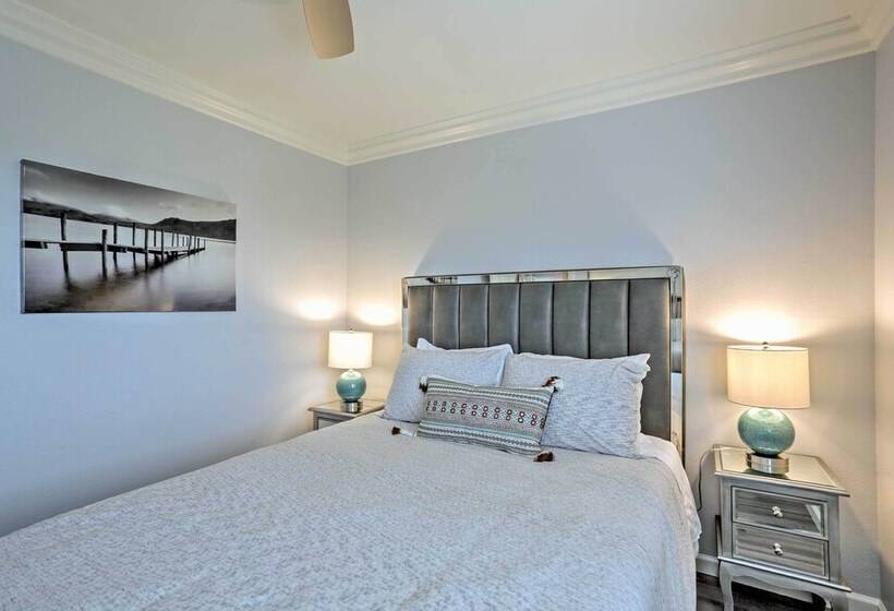 Spacious Oceanside Home: Patio & Grill, Near Beach