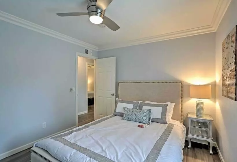 Spacious Oceanside Home: Patio & Grill, Near Beach