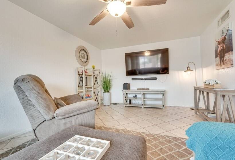 Lake Havasu Home W/ Private Patio & Views!