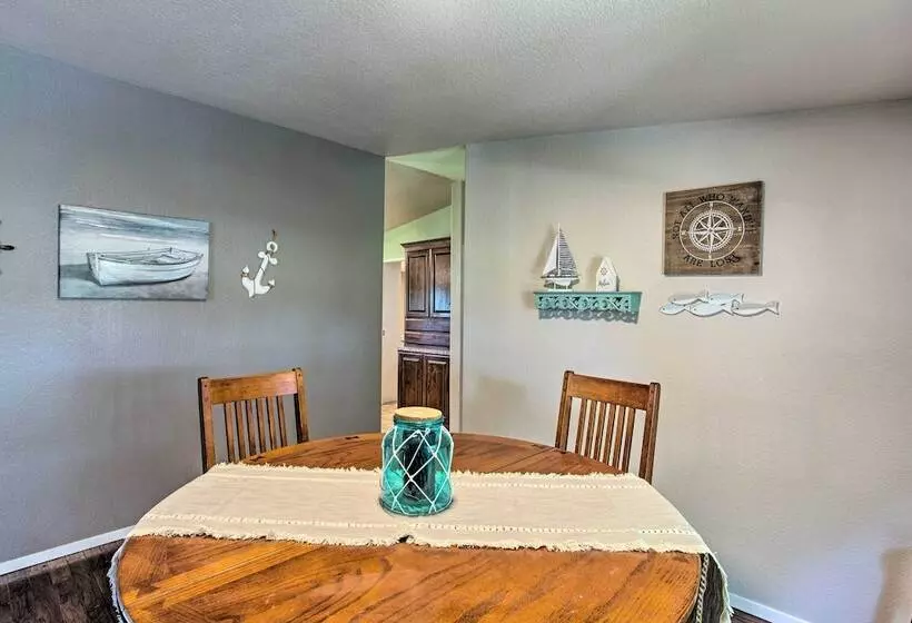 Lakefront Retreat W/ Dock, Bar Hut & Fireplace!