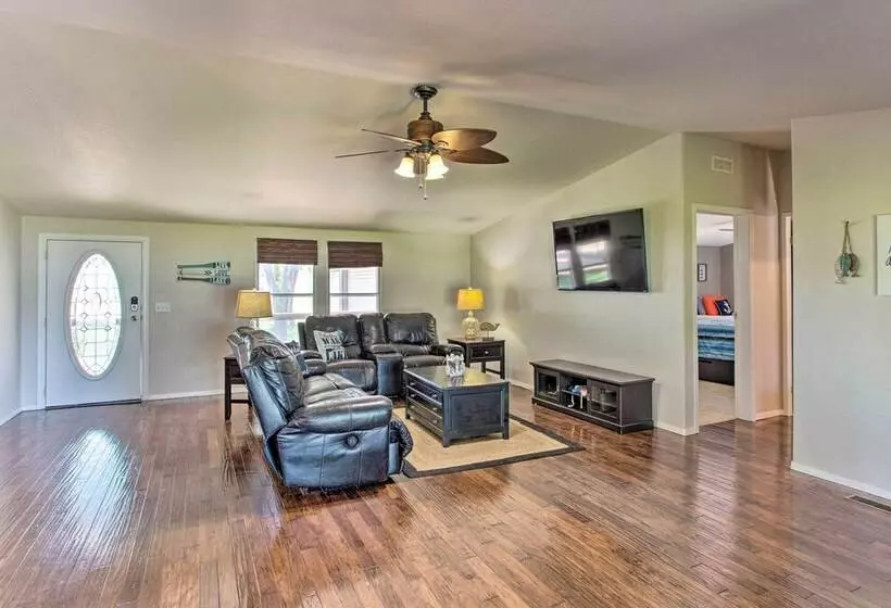 Lakefront Retreat W/ Dock, Bar Hut & Fireplace!