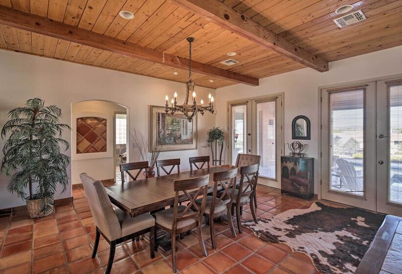 Lake Havasu City Home: Private Pool, Spa, & Grills