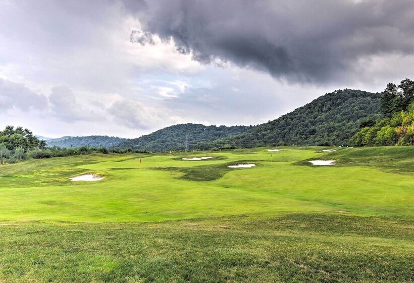 Grand Retreat In Bear Lake Reserve W/ Scenic Decks