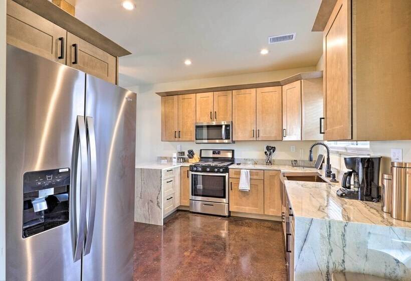 Modern Retreat: 3 Blocks To Dtwn Williams + Rte 66