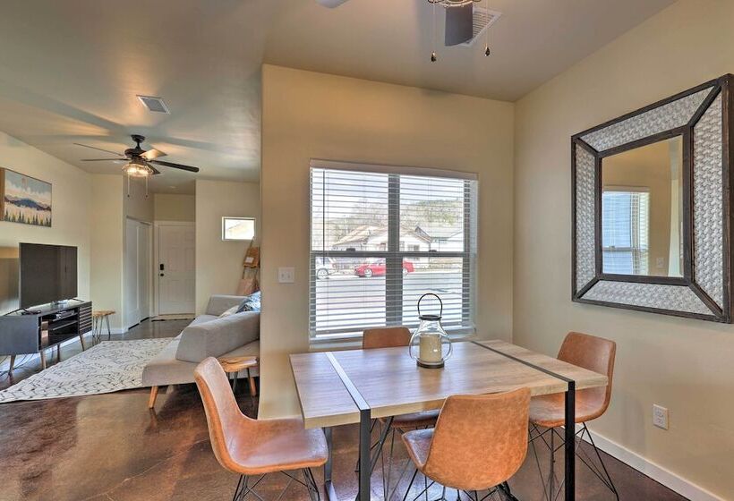 Modern Retreat: 3 Blocks To Dtwn Williams + Rte 66