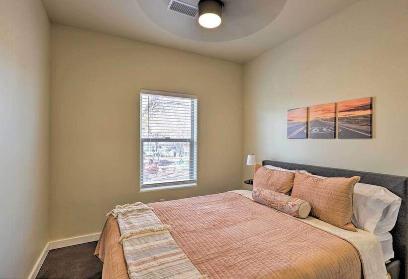 Modern Retreat: 3 Blocks To Dtwn Williams + Rte 66