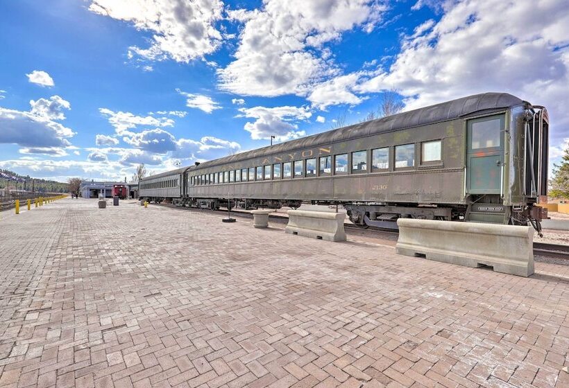 Modern Retreat: 3 Blocks To Dtwn Williams + Rte 66