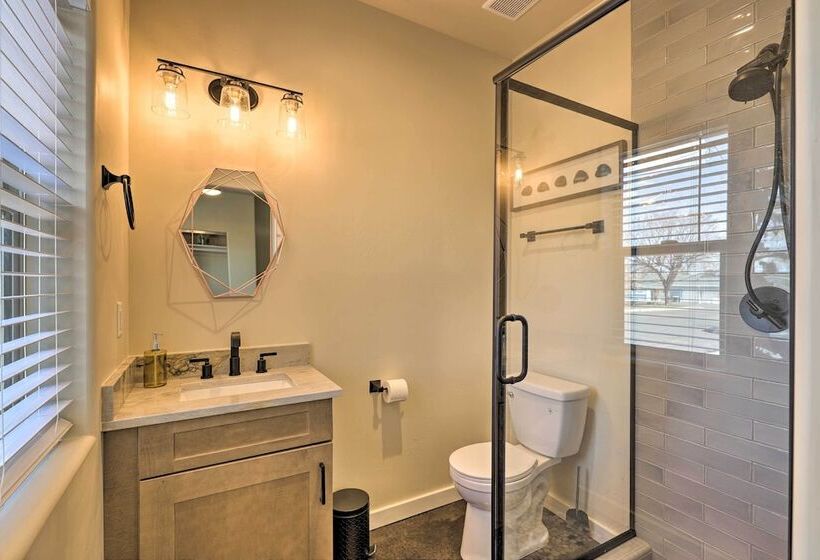 Modern Retreat: 3 Blocks To Dtwn Williams + Rte 66