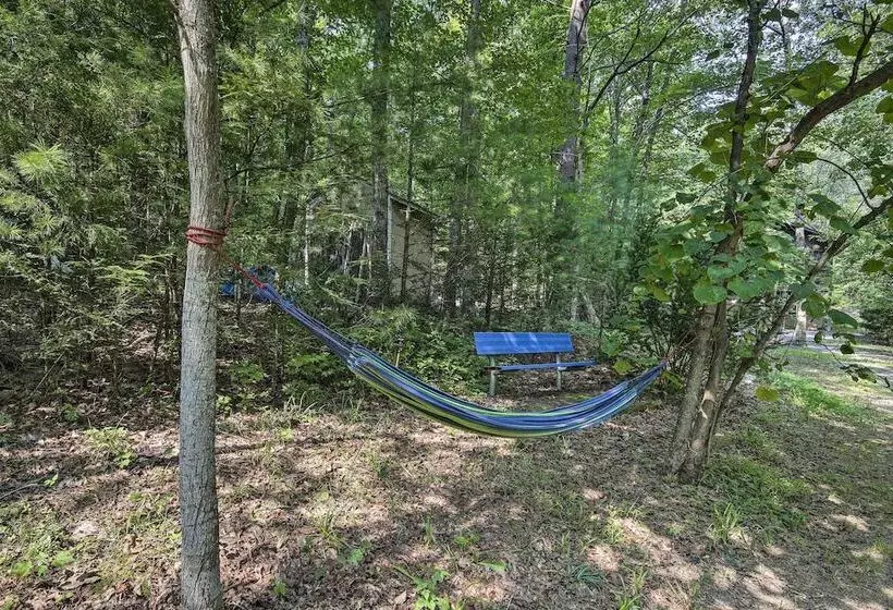 Mountain Town Adventures Home W/ Fire Pit!