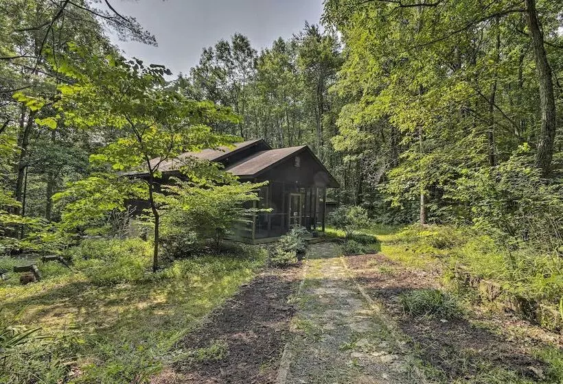 Mountain Town Adventures Home W/ Fire Pit!