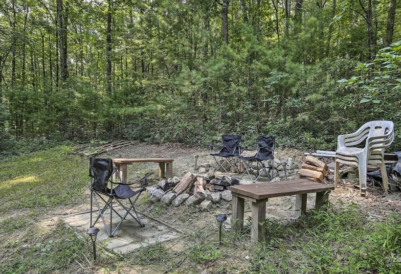 Mountain Town Adventures Home W/ Fire Pit!