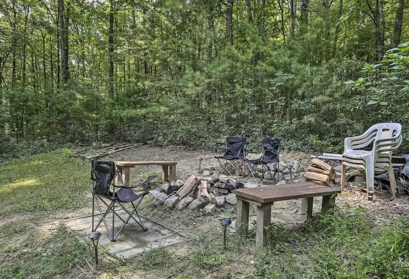 Mountain Town Adventures Home W/ Fire Pit!