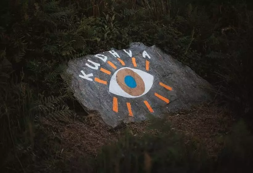 Ocean View Shanti Tipi 1