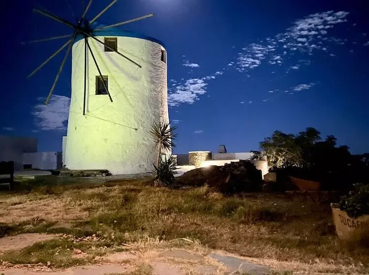 ペンション Sifnos Roots