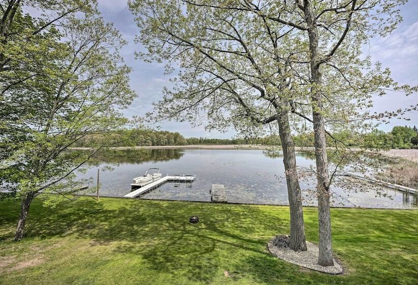 Pet Friendly Grass Lake Retreat W/ Game Room!