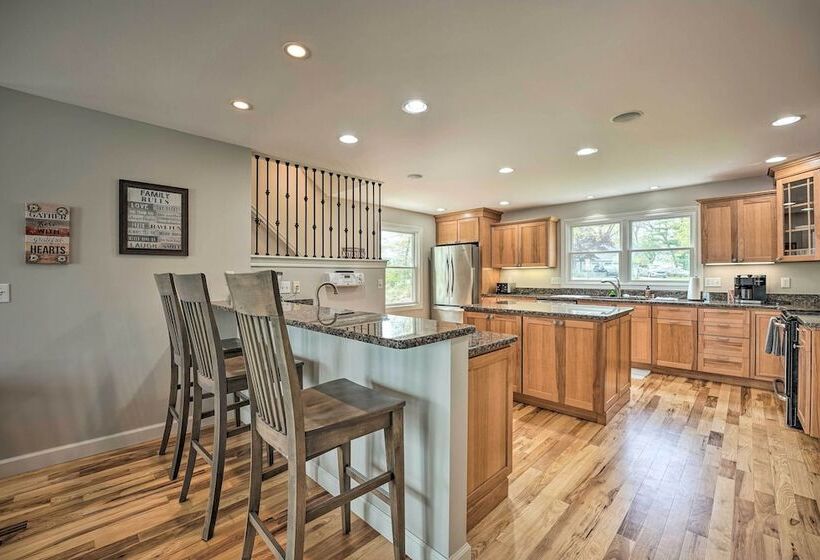 Pet Friendly Grass Lake Retreat W/ Game Room!