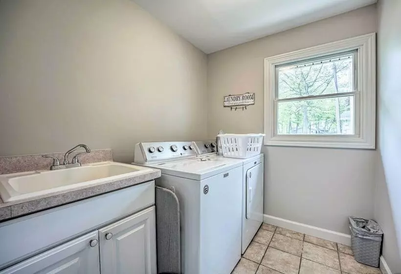 Pet Friendly Grass Lake Retreat W/ Game Room!