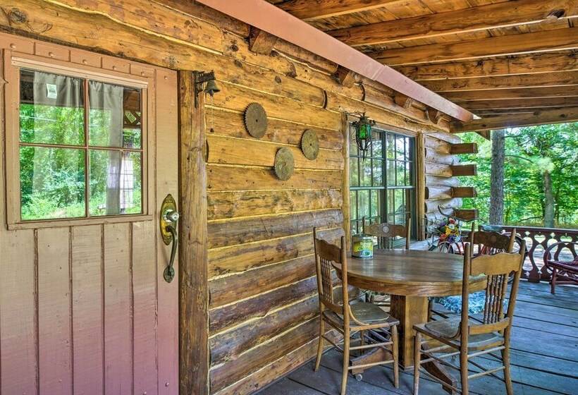 Picturesque Log Cabin < 1 Mile To Table Rock Lake!