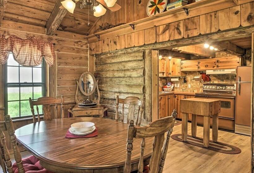 Picturesque Log Cabin < 1 Mile To Table Rock Lake!