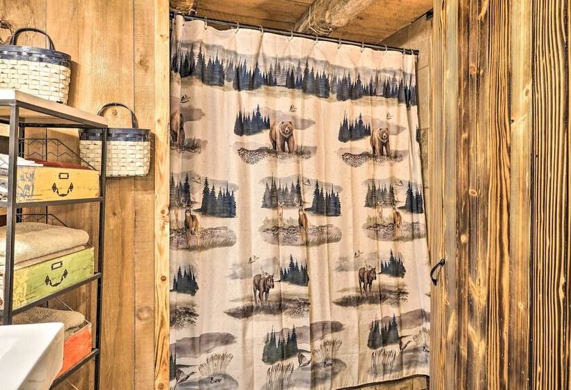 Picturesque Log Cabin < 1 Mile To Table Rock Lake!