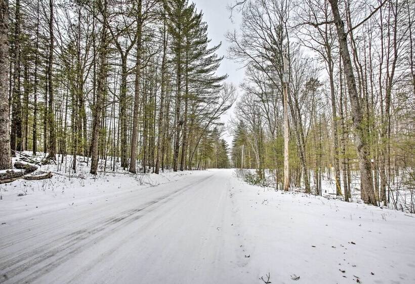 Remote Michigan Retreat On 10 Acres W/ Grill!