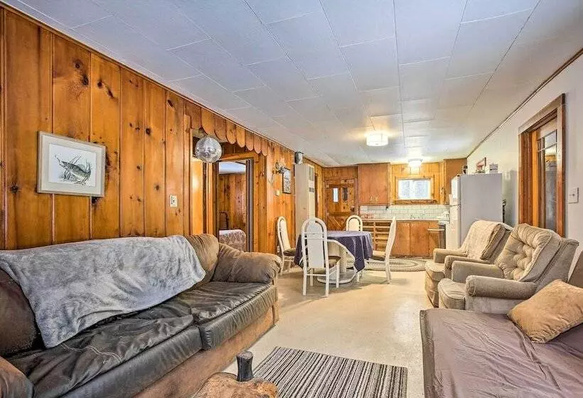 Remote Michigan Retreat On 10 Acres W/ Grill!