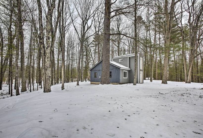 Remote Michigan Retreat On 10 Acres W/ Grill!
