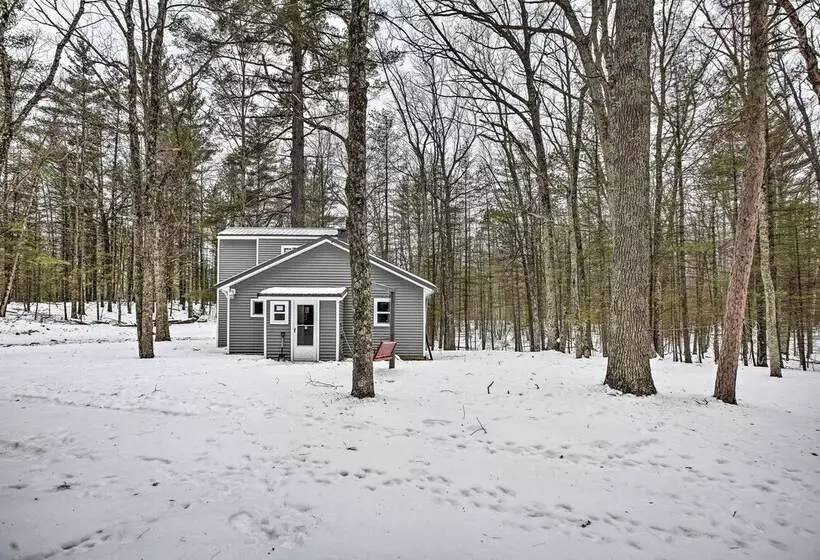 Remote Michigan Retreat On 10 Acres W/ Grill!