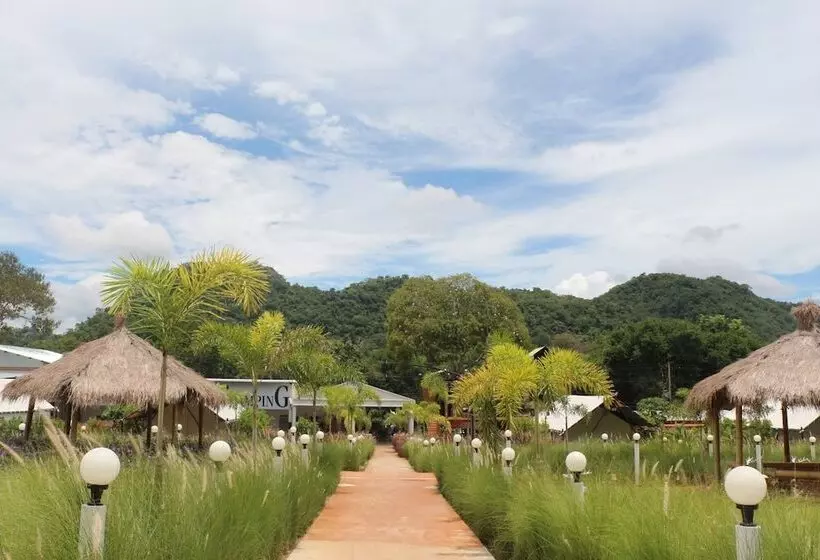 リゾートホテル Mont Blanc Glamping Khao Yai