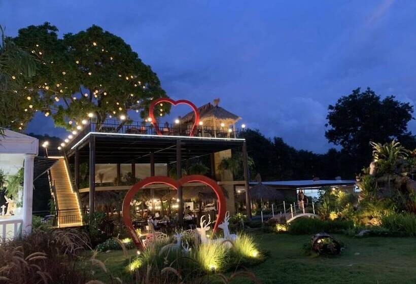 Resort Mont Blanc Glamping Khao Yai