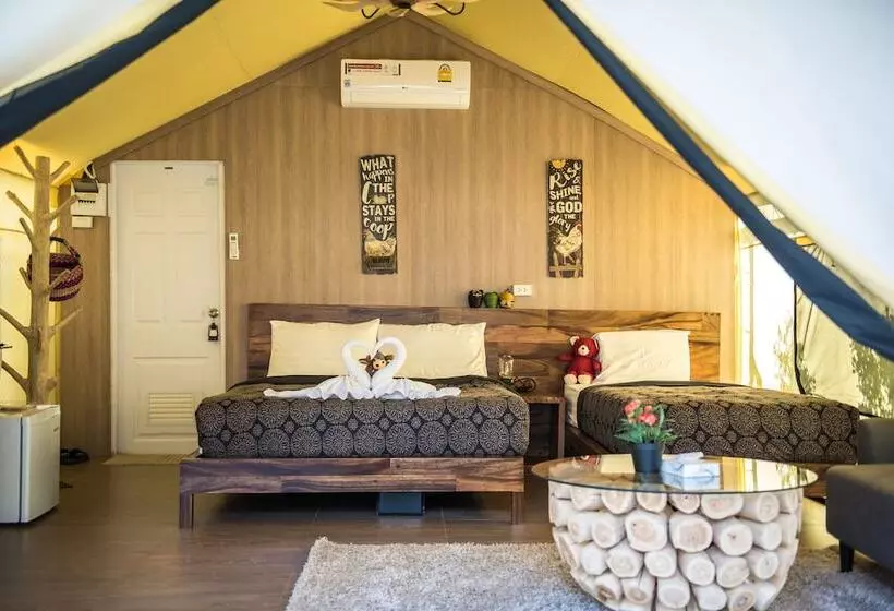 リゾートホテル Mont Blanc Glamping Khao Yai