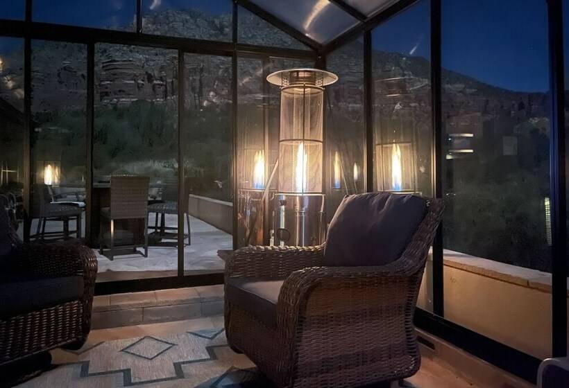 Secluded Sedona Escape W/ Patio & Red Rock Views!