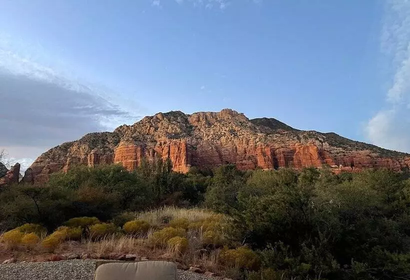 Secluded Sedona Escape W/ Patio & Red Rock Views!