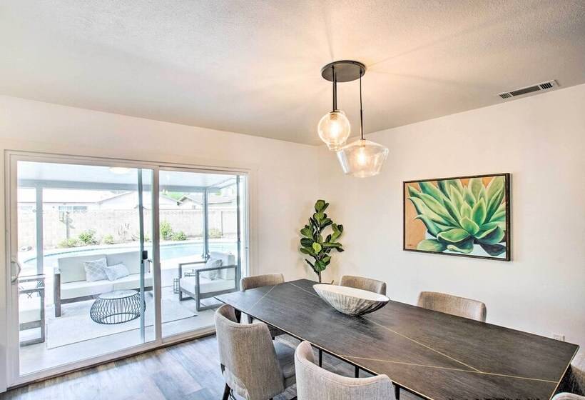 Sunny Tempe Escape: Central Location & Pool