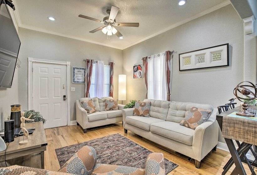 Updated Ybor City House W/ Fenced Yard